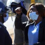 Plus de 100 000 personnes arrêtées au Zimbabwe