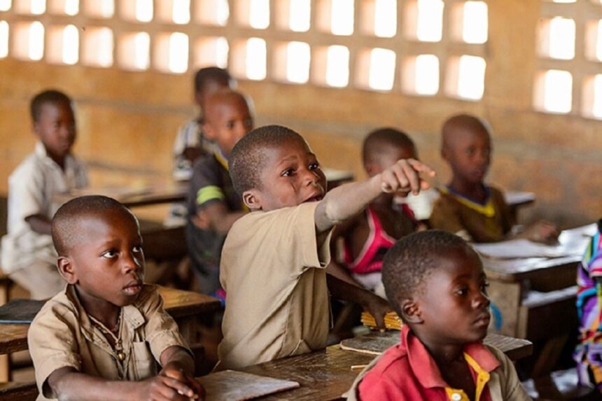 Le système éducatif s’adapte à la Covid-19 au Togo