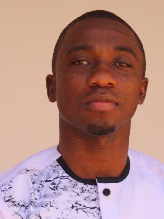 Vades Lotie Djousse