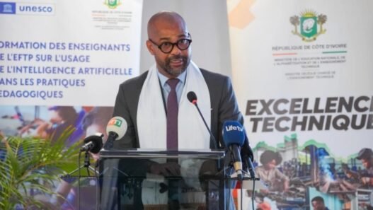 Formation à l'IA des enseignants techniques en Côte d'Ivoire