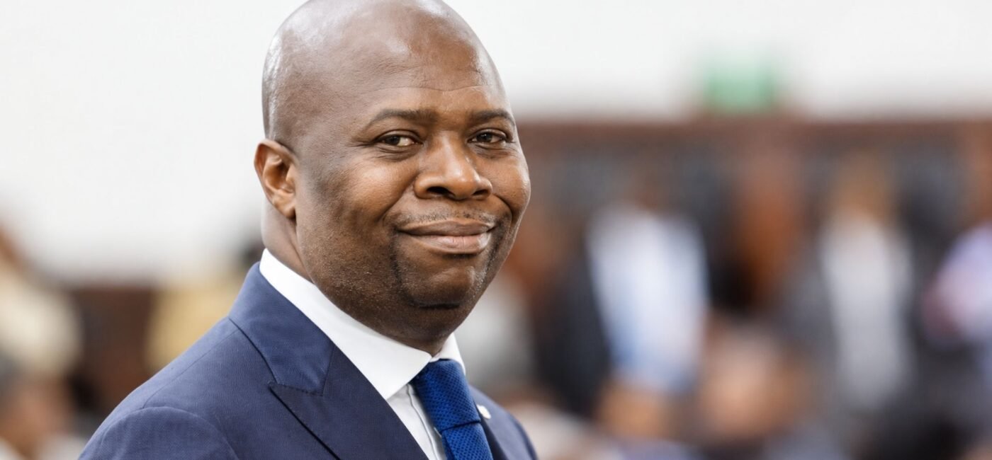 Lucien Ebata