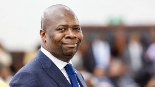 Lucien Ebata