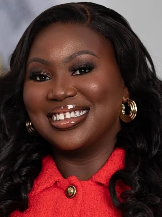 Maureen Bandari